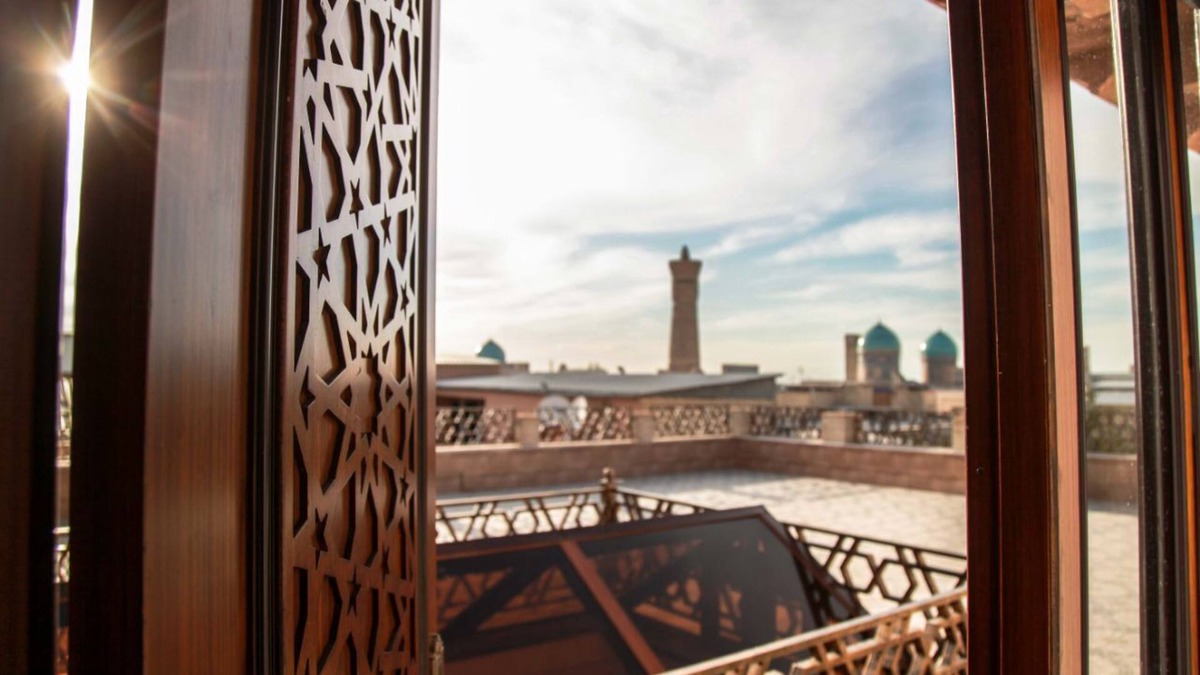 Bukhara Resort | terrace suzangaron