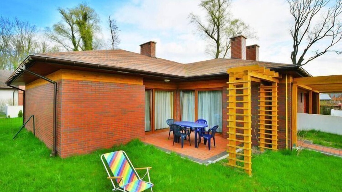 Sarbinowo House | Terraced House in Sarbinowo near Baltic Beach