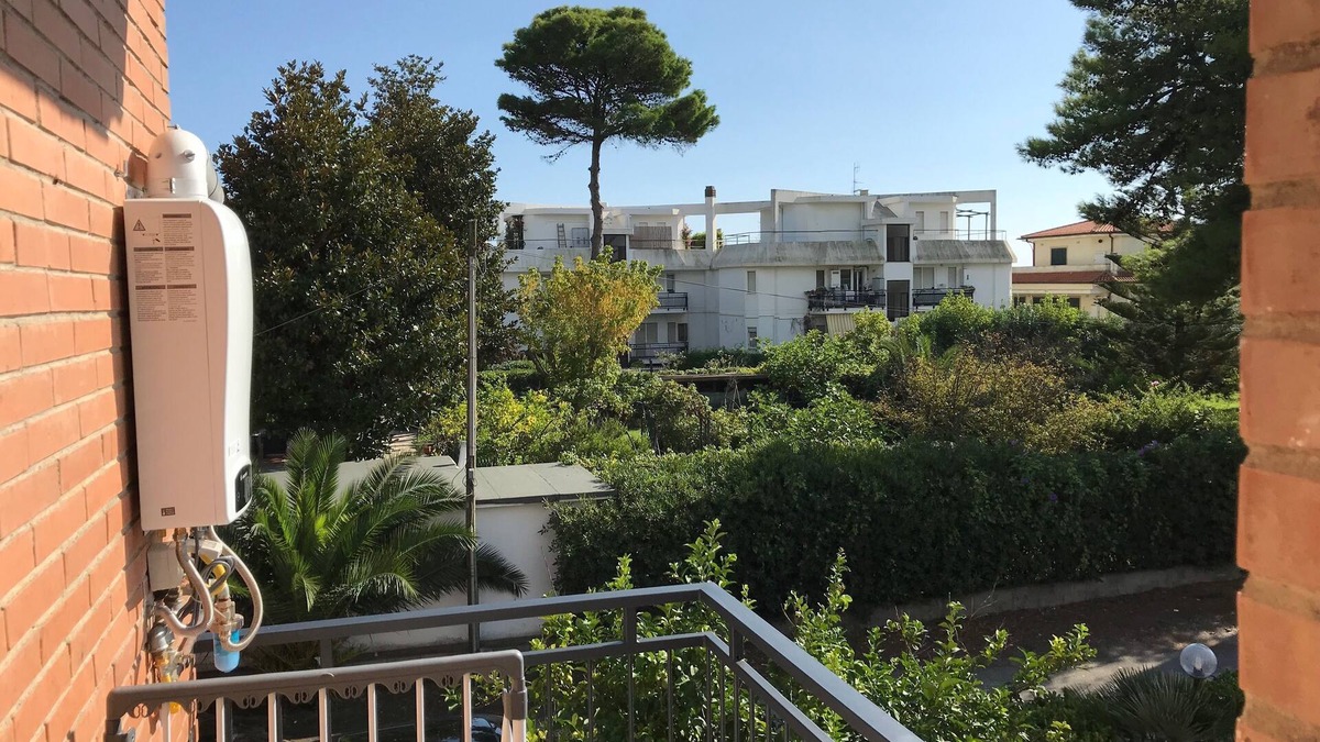 Latina Lido House | TERRACINA 30 MT FROM THE SEA