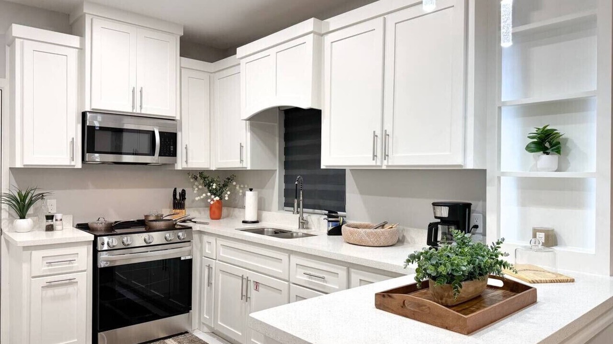 Alamo Apartment | Terracotta Suite in Alamo TX