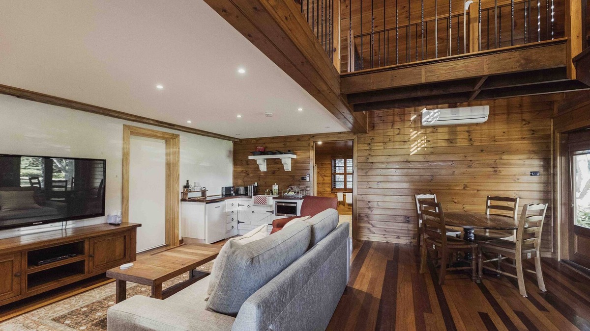 Terara House | Terrara House - Where the Land meets the Sea