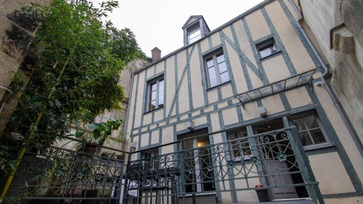 Amboise Apartment | Terrasse SUR LA Tour Garçonnet - Appartement 65m²