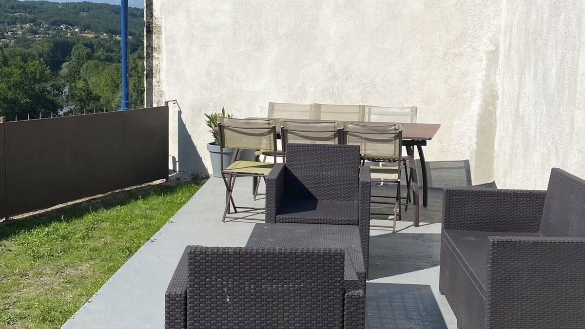 Terrasson-la-Villedieu House | TERRASSON - M1 Charming house - View & Terrace - Colombes de Sorus