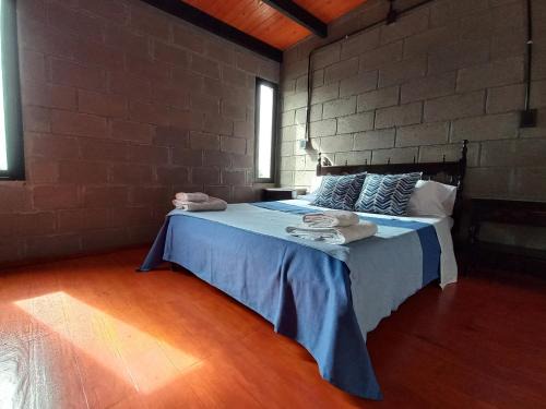 Termas de Rio Hondo House | terraza con asador privado