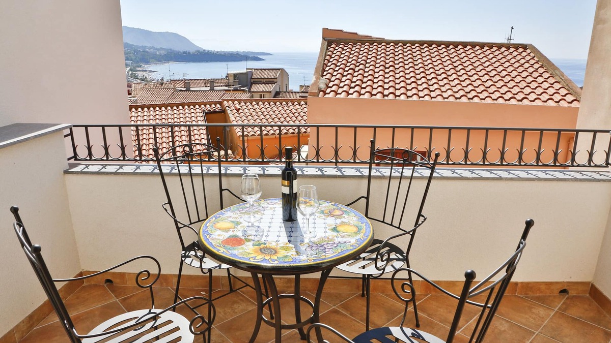 Old Town House | Terrazza della Rocca