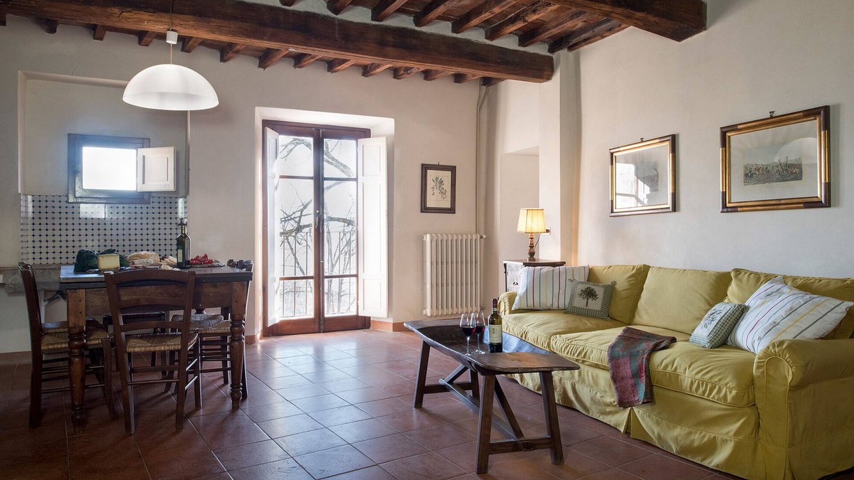 Pergine Valdarno Apartment | Terrazzina is a charming flat in the hamlet of Castello di Montozzi