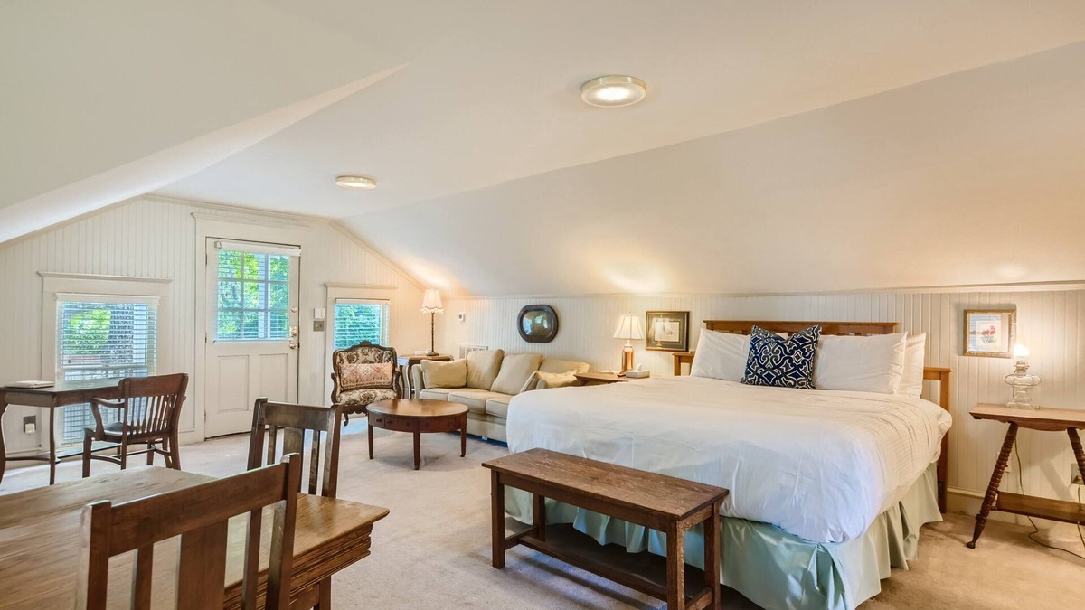 Old East Dallas House | Terrific Casita 2 : Prime Location in Vibrant Dallas