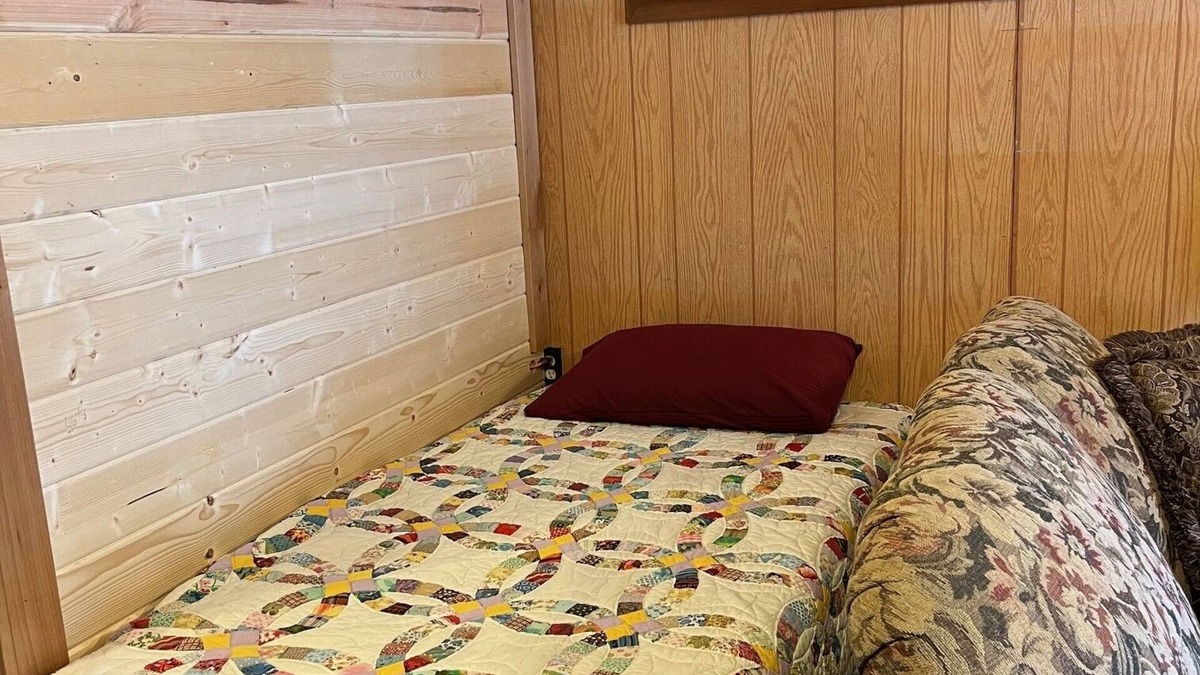 Idaho City Cottage | Terrific cottage with AC in Idaho City