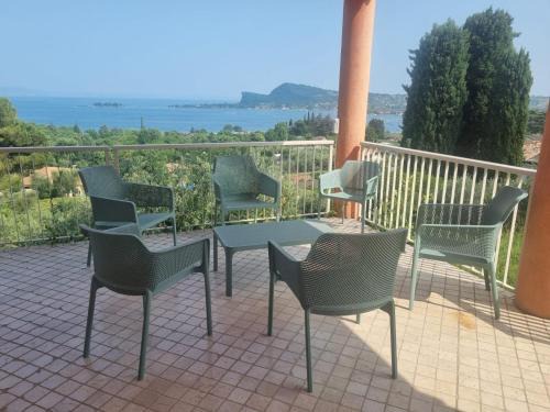 Crociale Apartment | Terry - Garda Mir'House