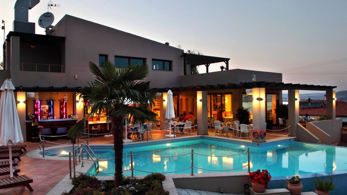 Nikiana Hotel | Tesoro Hotel