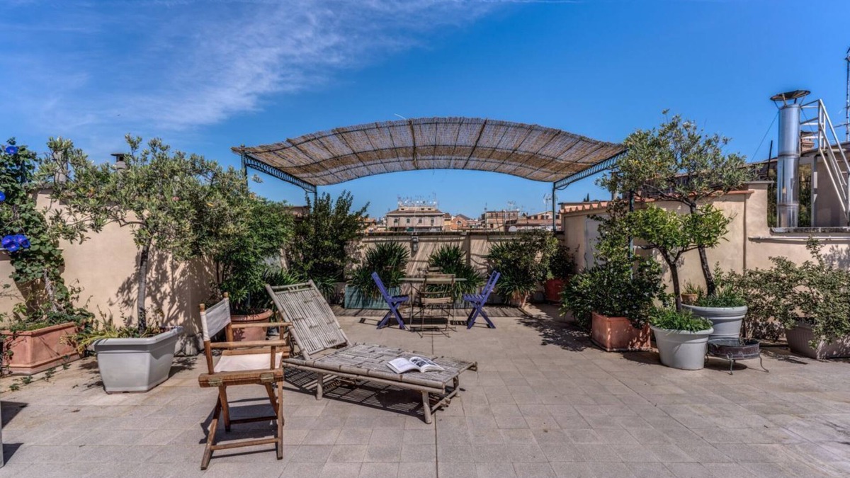 Testaccio Apartment | Testaccio Attic with exclusive terrace