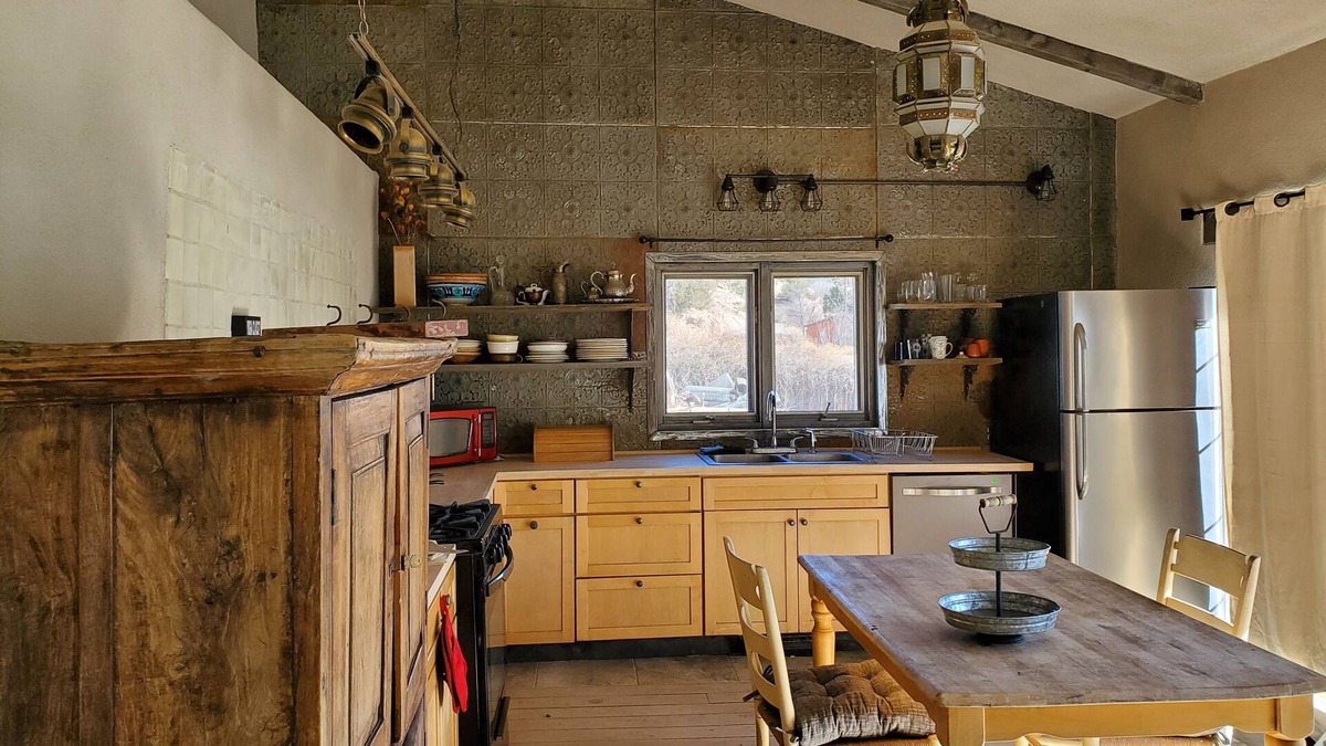 Chupadero Apartment | Tesuque Hills Rural Gem