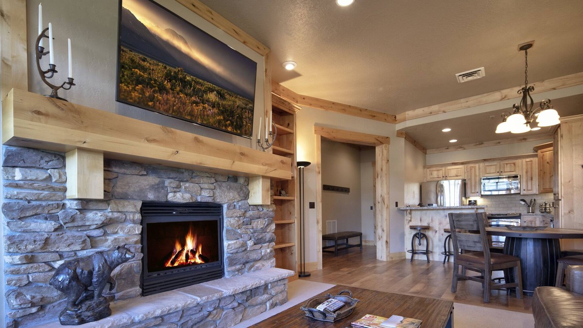 Victor Condo | Teton Springs Condo #308 in Victor w/A/C, W/D, WiFi, Balcony, Grill & Garage