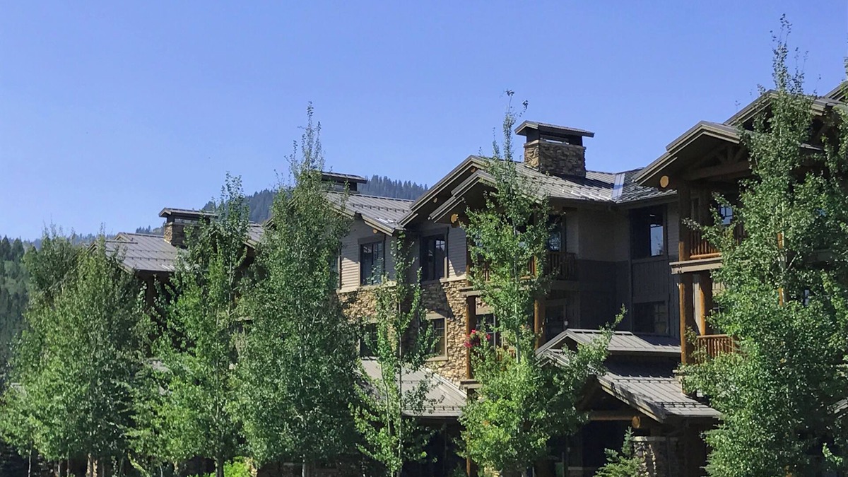 Victor Condo | Teton Springs Resort Condo with large outdoor dining and Underground Parking