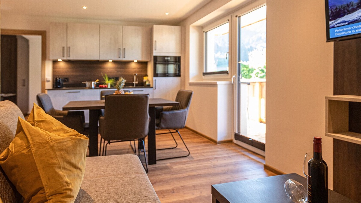 Schuttdorf Apartment | Tevini Boutique Suites - Apartment Earth, balcony