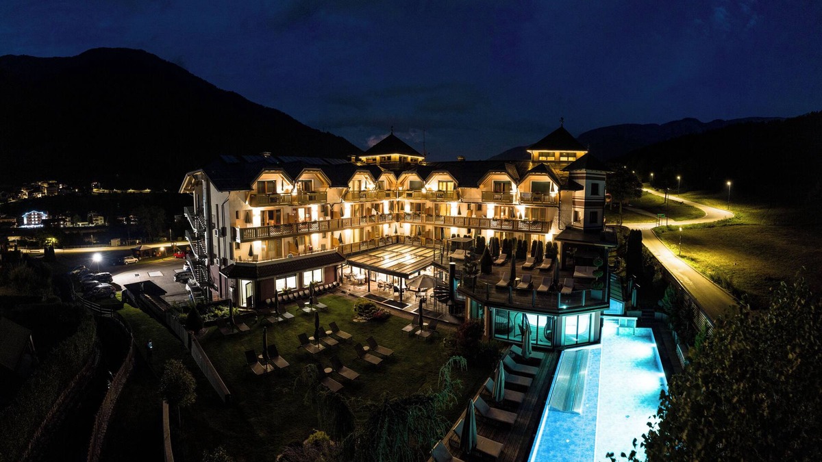 Almazzago Hotel | Tevini Dolomites Charming Hotel