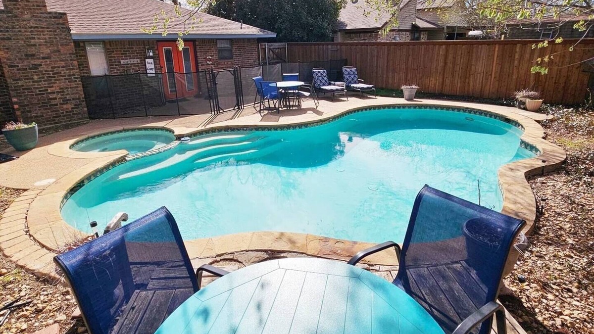 Lewisville House | Texan Tranquility Retreat