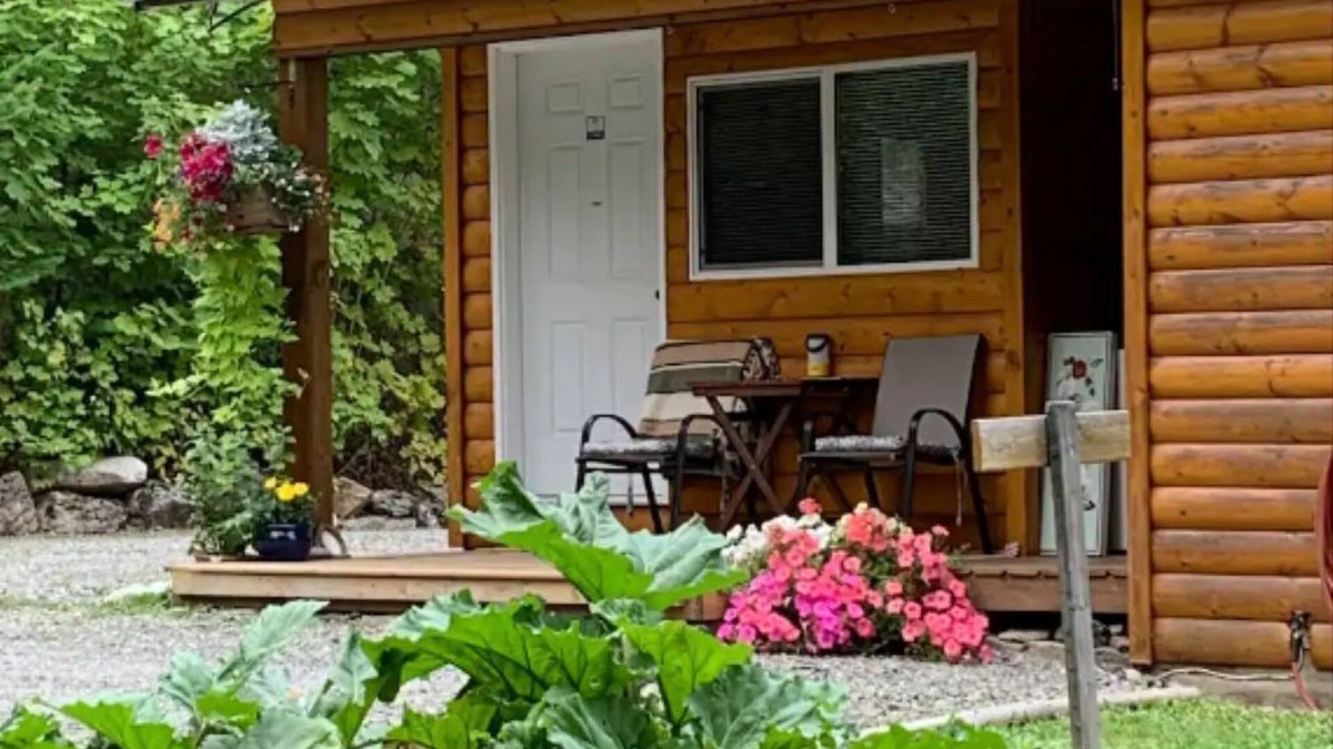 Lillooet Cabin | Texas Creek B&B