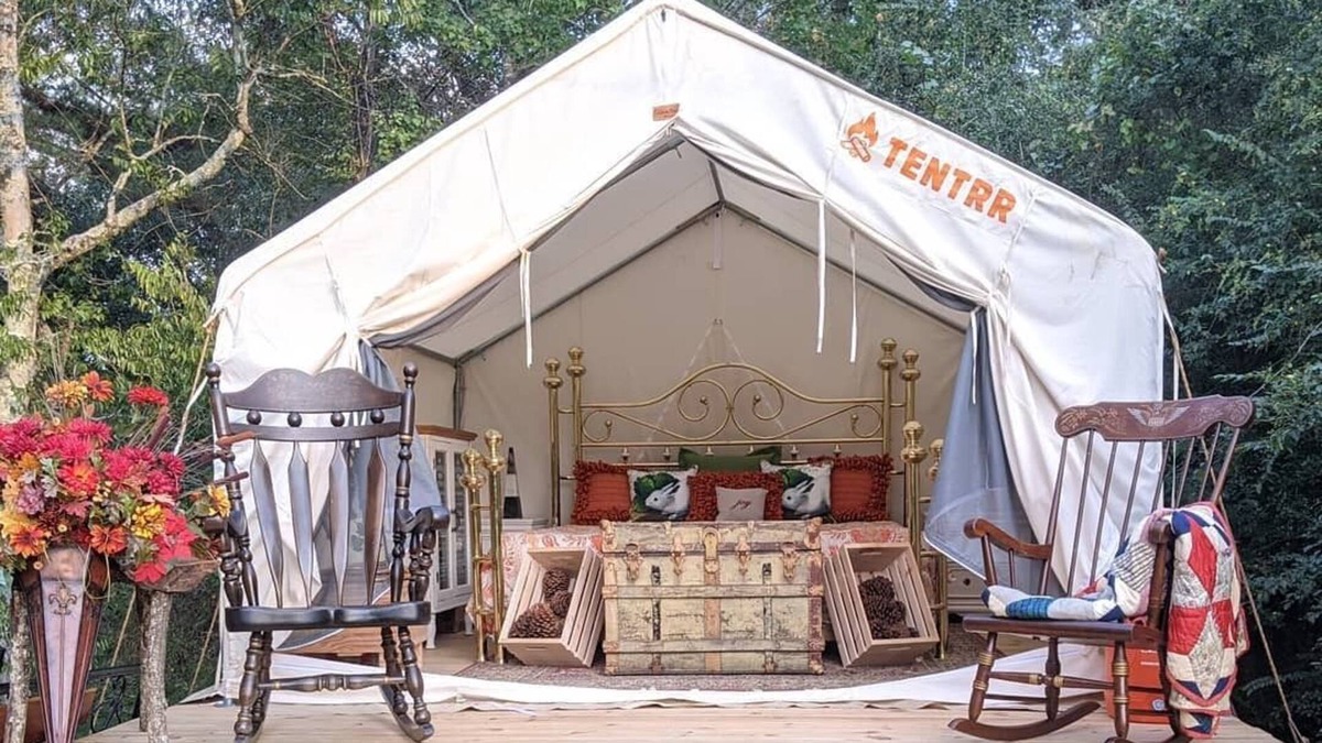 Montgomery RV Rental | Texas Glamp Camp (IG) - near Renaissance, Montgomery, Lake Conroe, Bernhardt