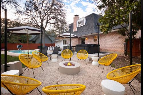 North San Antonio - SAT House | Texas Oasis - Pool Games Hot Tub & Family Fun