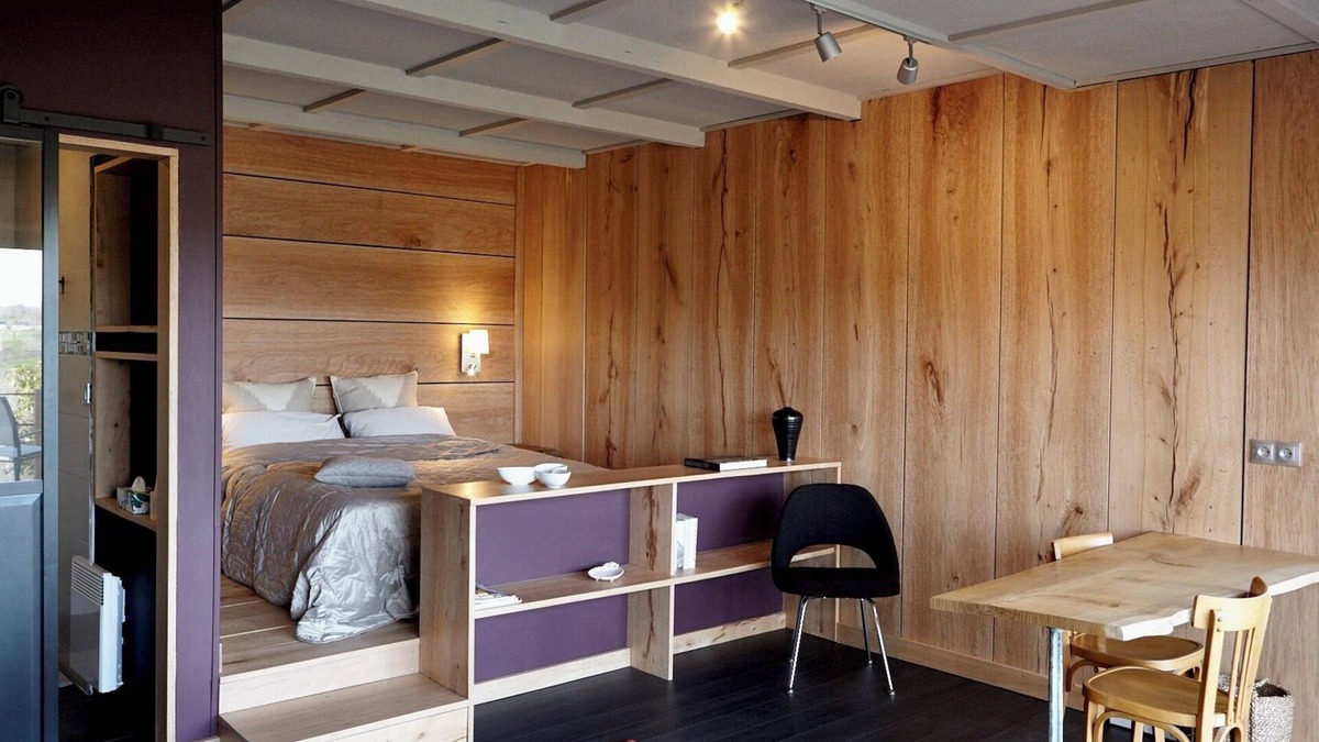 Aramits House | Thoreau Suite - A Large Studio With Mountain Views