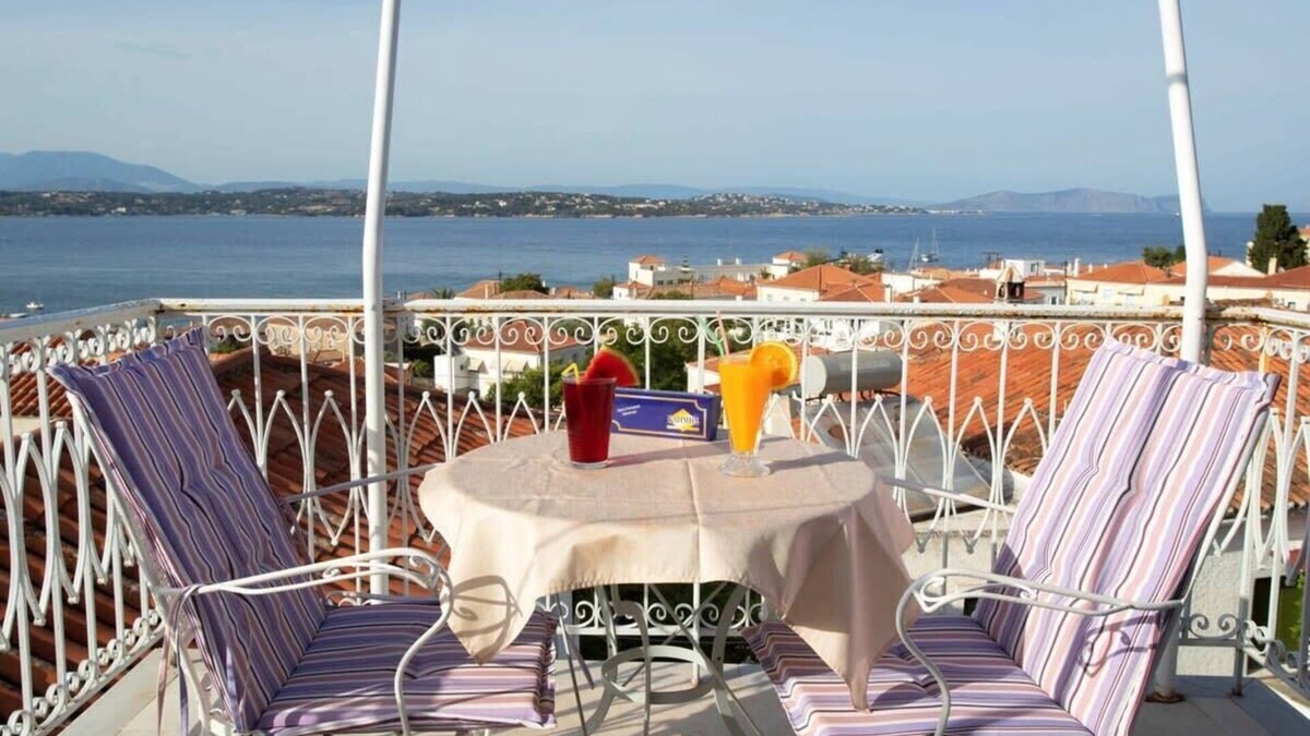 Agii Anargiri Condo | Thalassa, Return To Timeless Spetses