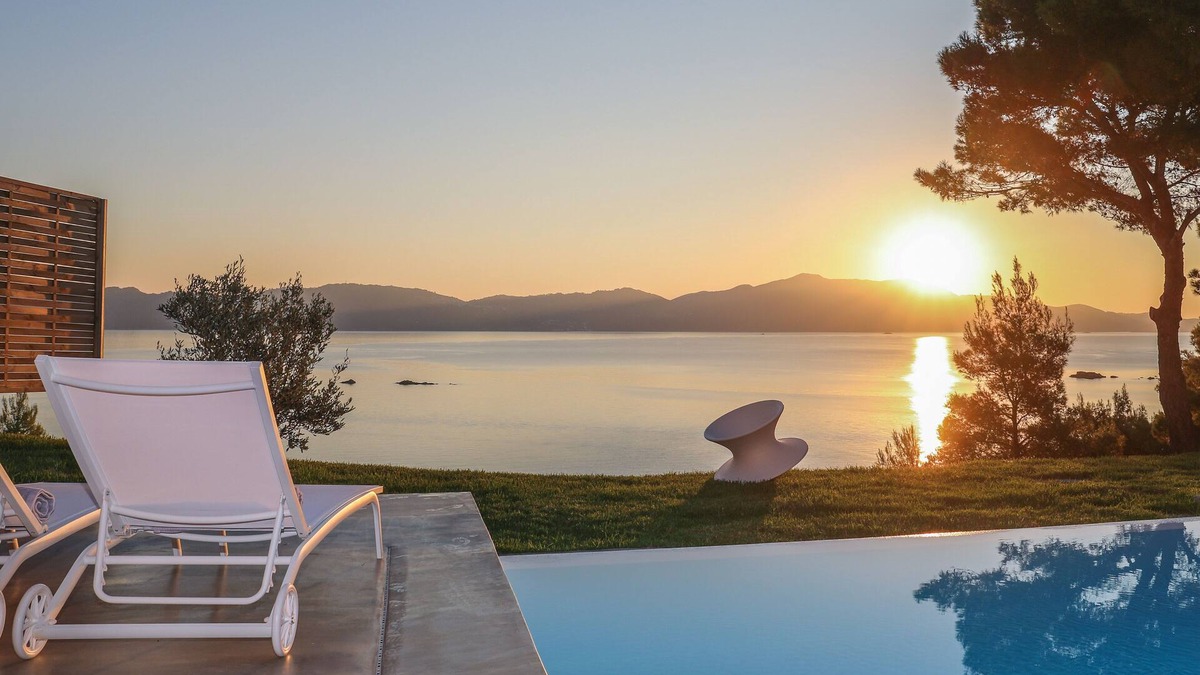 Punta Villa | Thalasses Villas Skiathos Villa Iioni 4 People Villa Beachfront