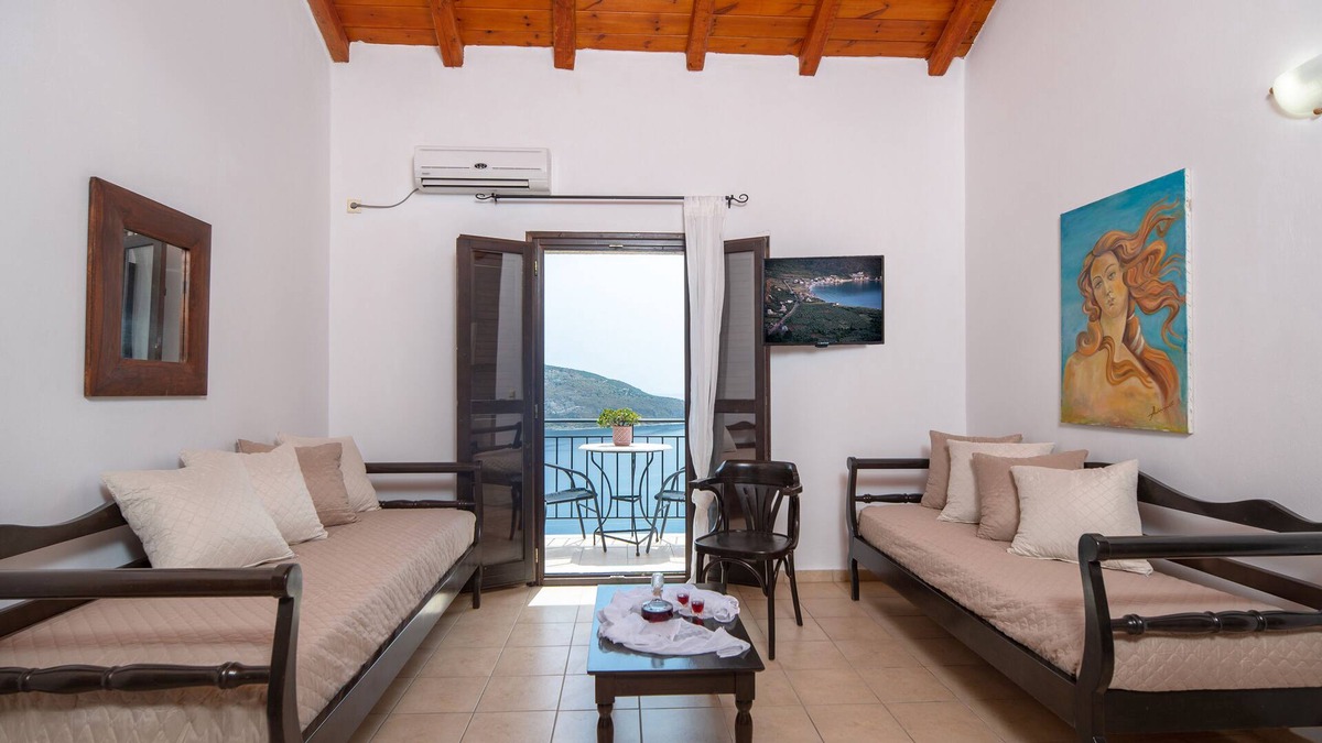 Itilo House | Thalia - 1 bedroom stone built traditional apartment