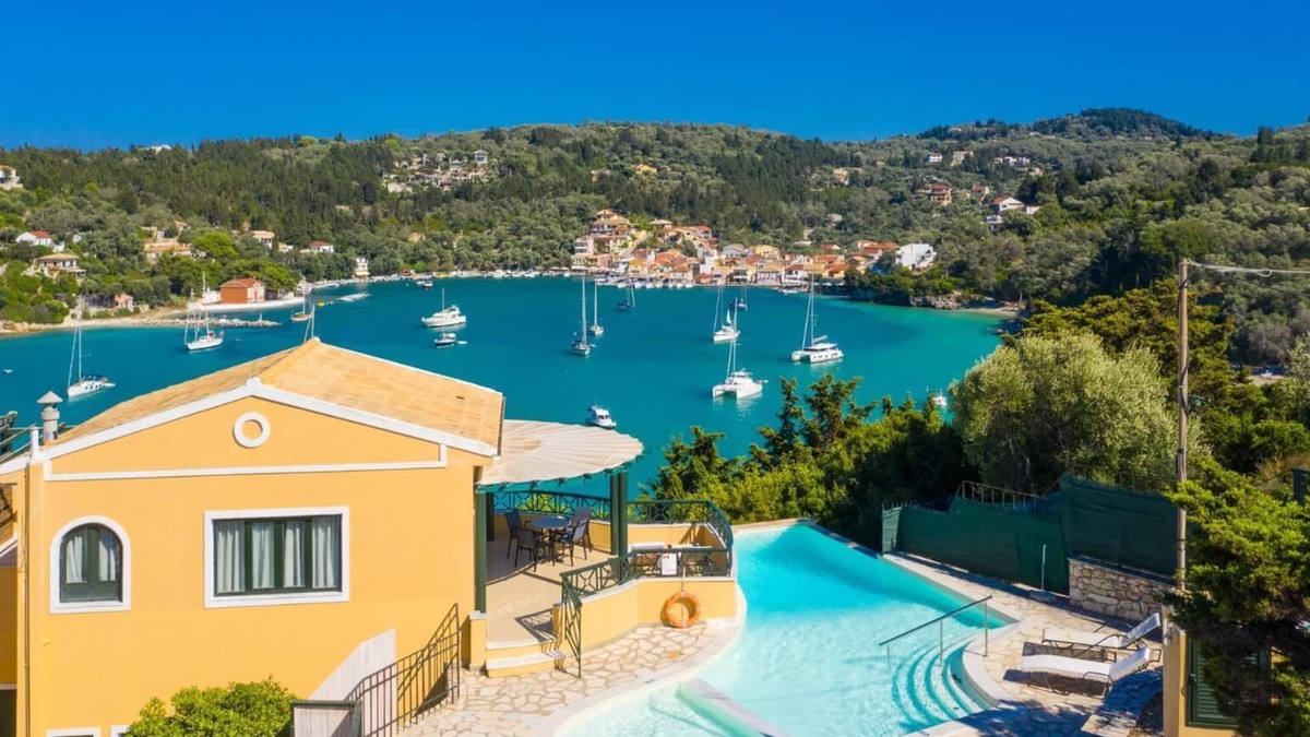 Lakka Villa | Thanasis - One Bedroom Villa, Sleeps 4