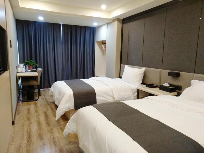 Yuechi County Hotel | Thank Inn Plus Hotel Sichuan Guang'an Yuechi County Tianlong Street Store