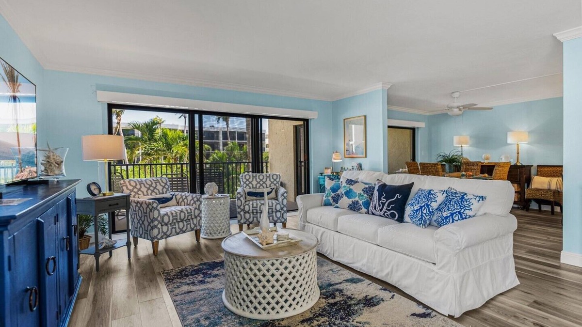 Boca Grande Condo | Thanksgiving is open just for you! Discounted rates. Come to Boca’s beaches!