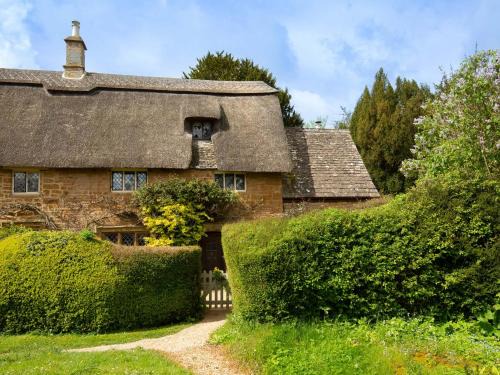 Great Tew House | Thatch on the Green