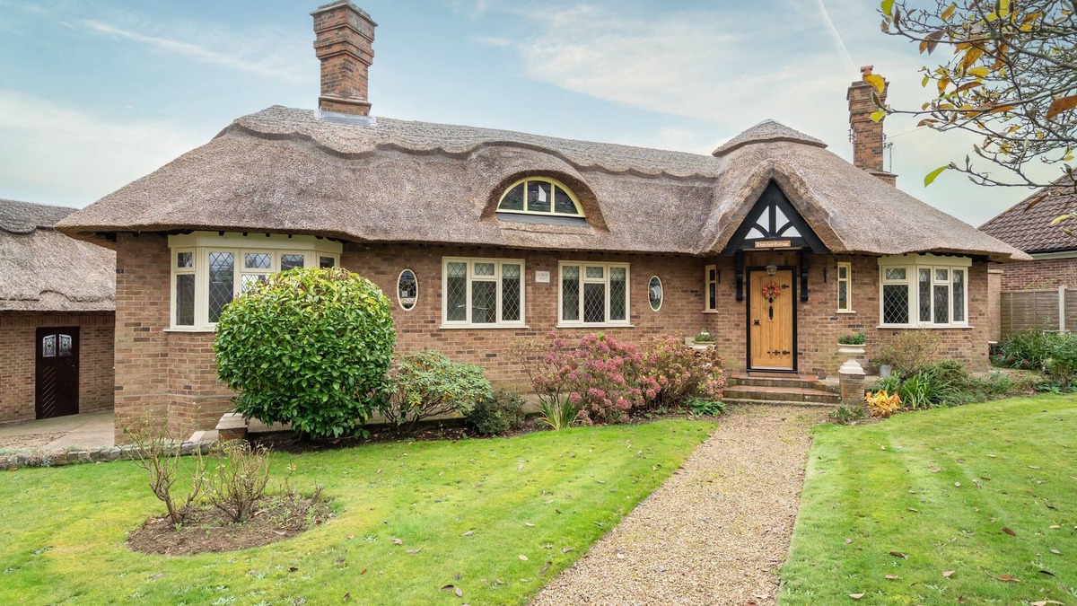 Hoveton Apartment | Thatched Cottage by East Ruston Cottages