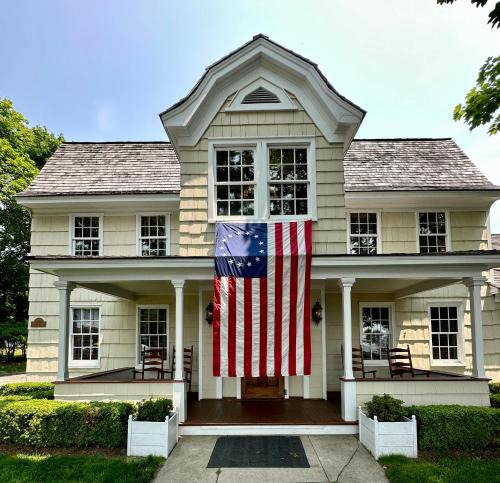 Village of Southampton Bed & Breakfast | The 1708 House