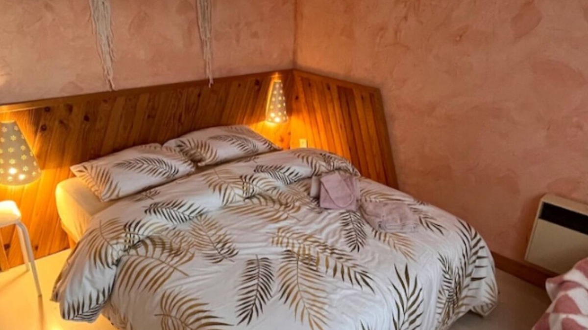 Lassay-sur-Croisne House | The 4-bedroom family home