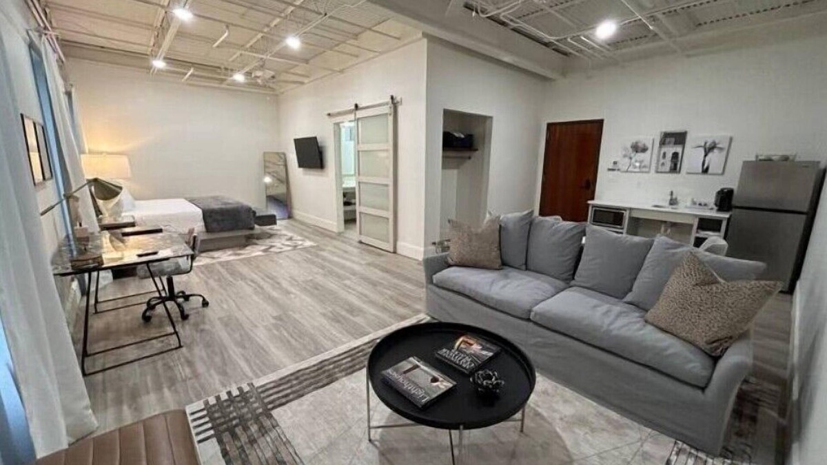 Downtown Jackson Apartment | The 610 Flats: Zen Den #25nn