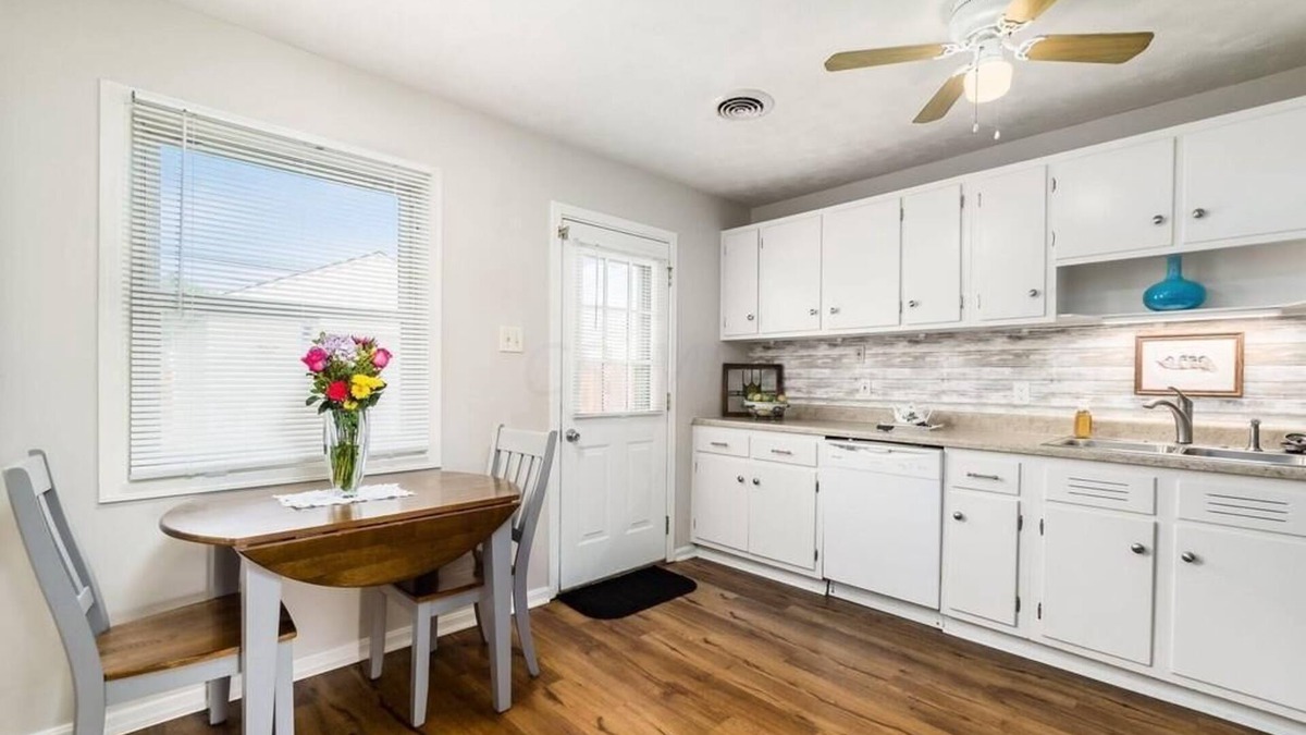 Grove City House | The 614-Columbus Ohio-Grove City-Close to everything-Pet friendly-Parks