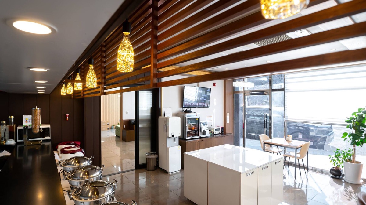 Gumi Hotel | The 7 Business Hotel