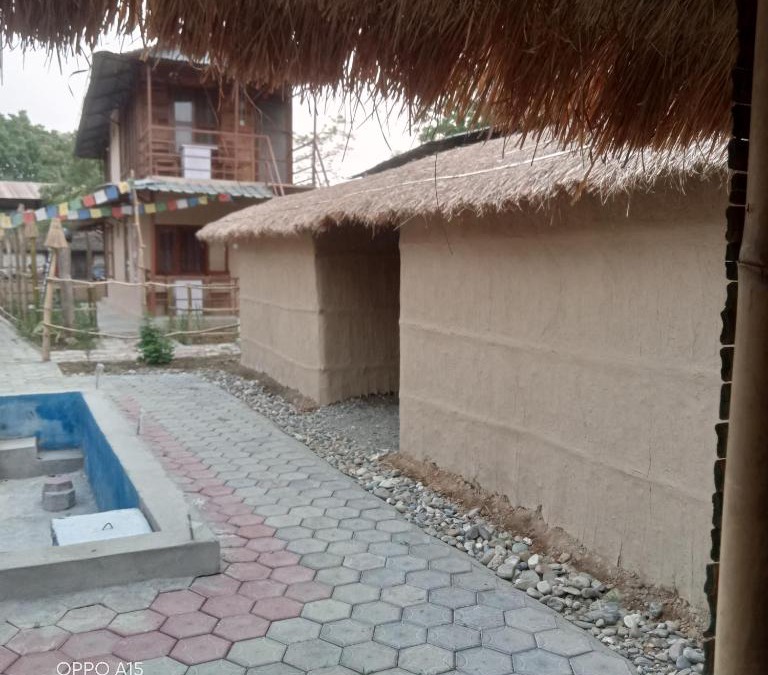 Chitwan District House | The 90's sauraha