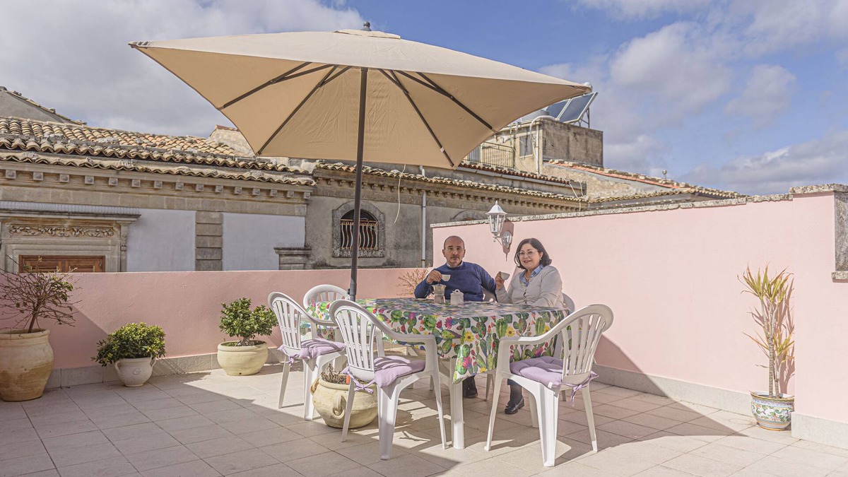 Palazzolo Acreide Historic Centre House | "The Abode of Apollo " the vacation home where luxury meets good food
