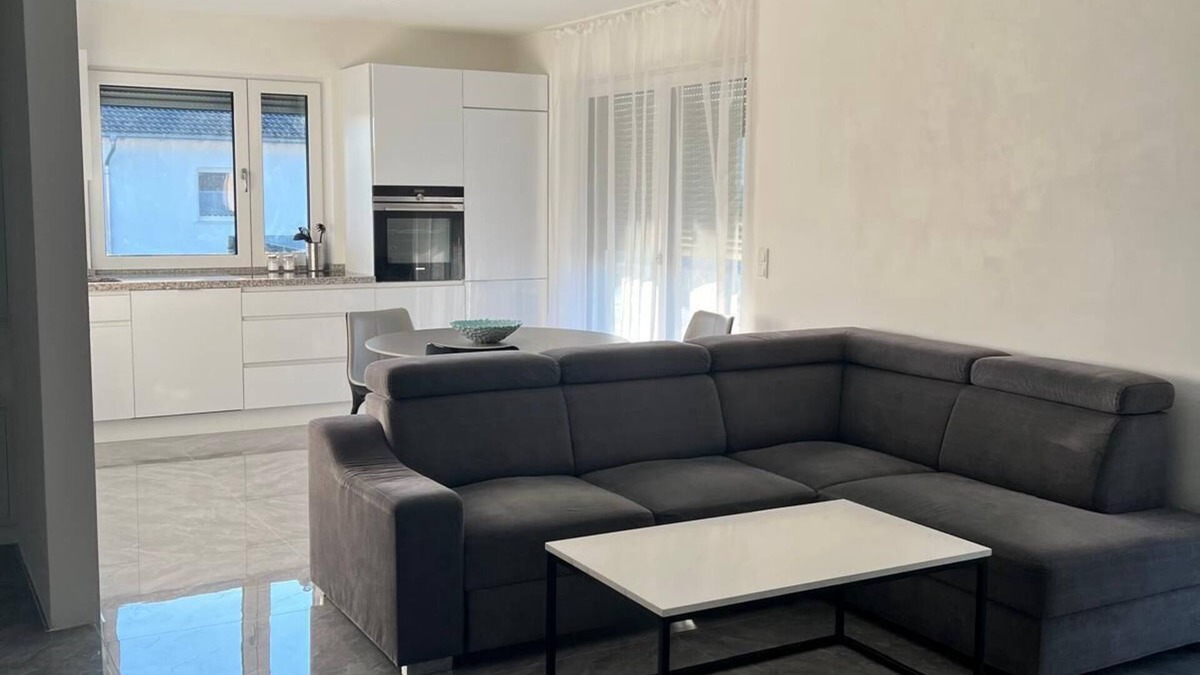 Wallersdorf Condo | The accommodation Modern spacious 2-room apartment is located in Wallersdorf.