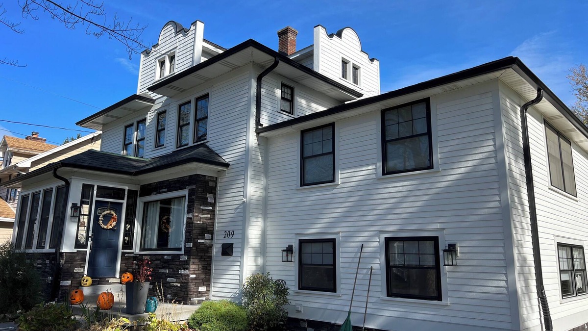 Hamburg House | The Alamo! Historic Sears & Roebuck Showcase