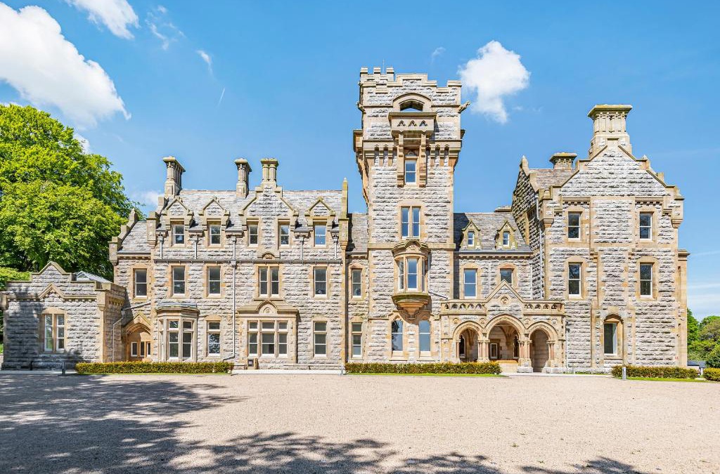 Newland Near Ulverston Apartment | The Alfred Suite Stone Cross Mansion