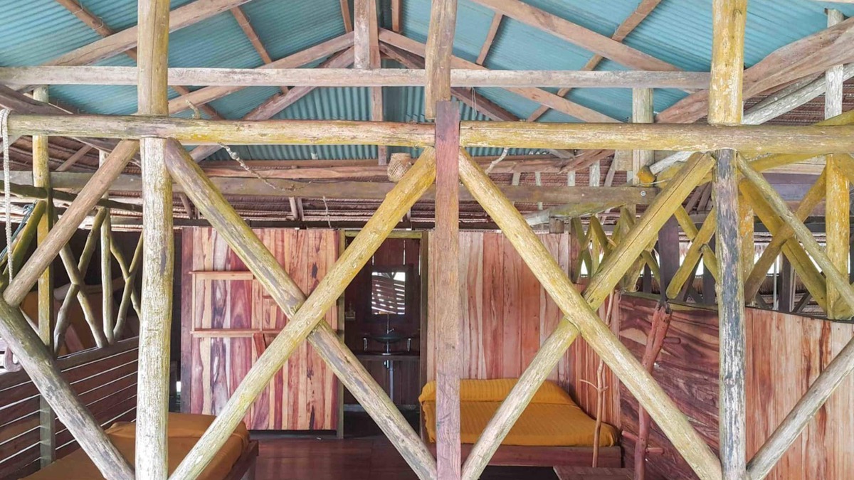 Leticia House | The Amazon floating hotel