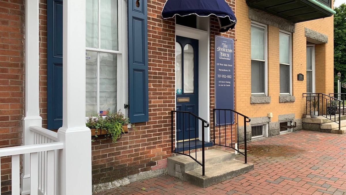 Waynesboro Bed & Breakfast | The Amberson House Bed & Breakfast
