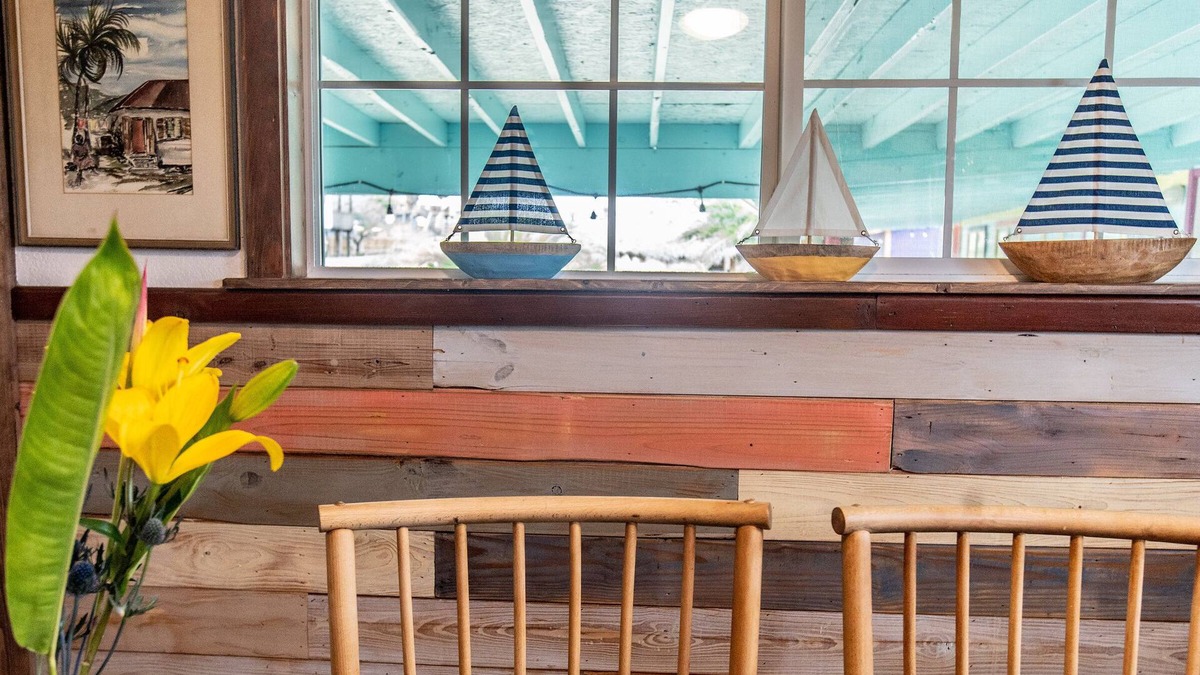 Port Aransas Cabin | The Anchor Cabin is the perfect place for your next beach vacation.