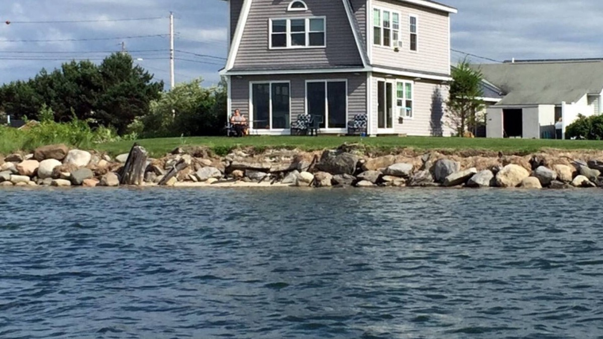 Scarborough Cottage | The Anchorage Cottage, Pine Point Maine ~ Wonderfully Cozy Cottage on the Water
