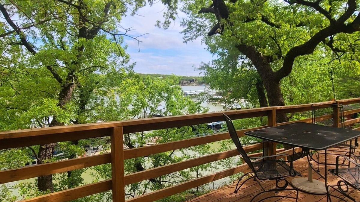 Chico Cabin | The Angler at Northside Marina & Resort