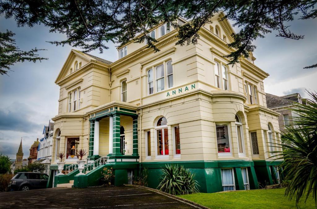Llandudno Bed & Breakfast | The Annan Hotel