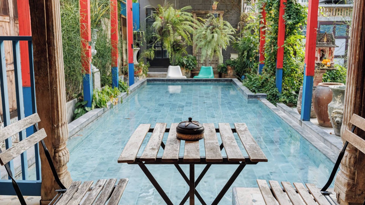 Bang Rak Villa | The Anonymous House/Vintage Thai Villa/City Center/Silom/BTS